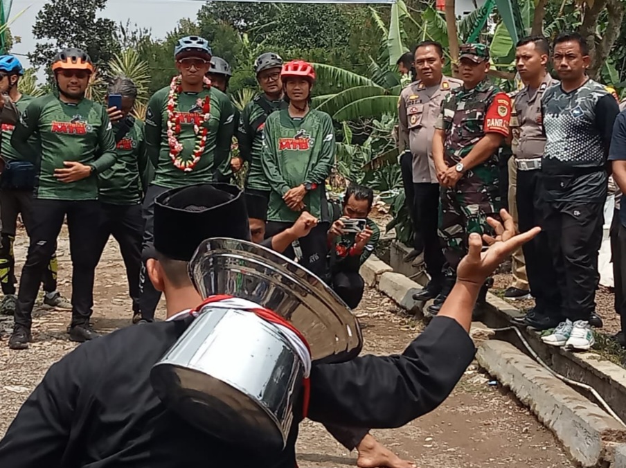 Peringati HUT ke-78...