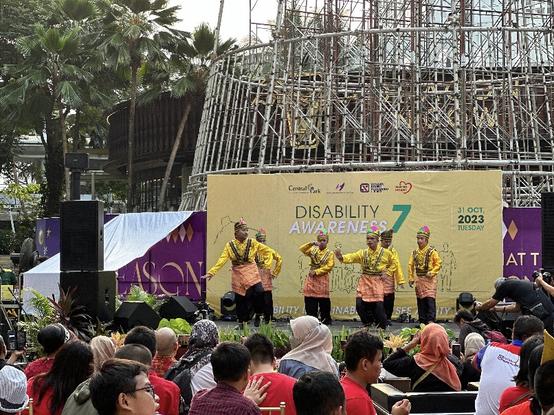 Yayasan Agung Podomoro...