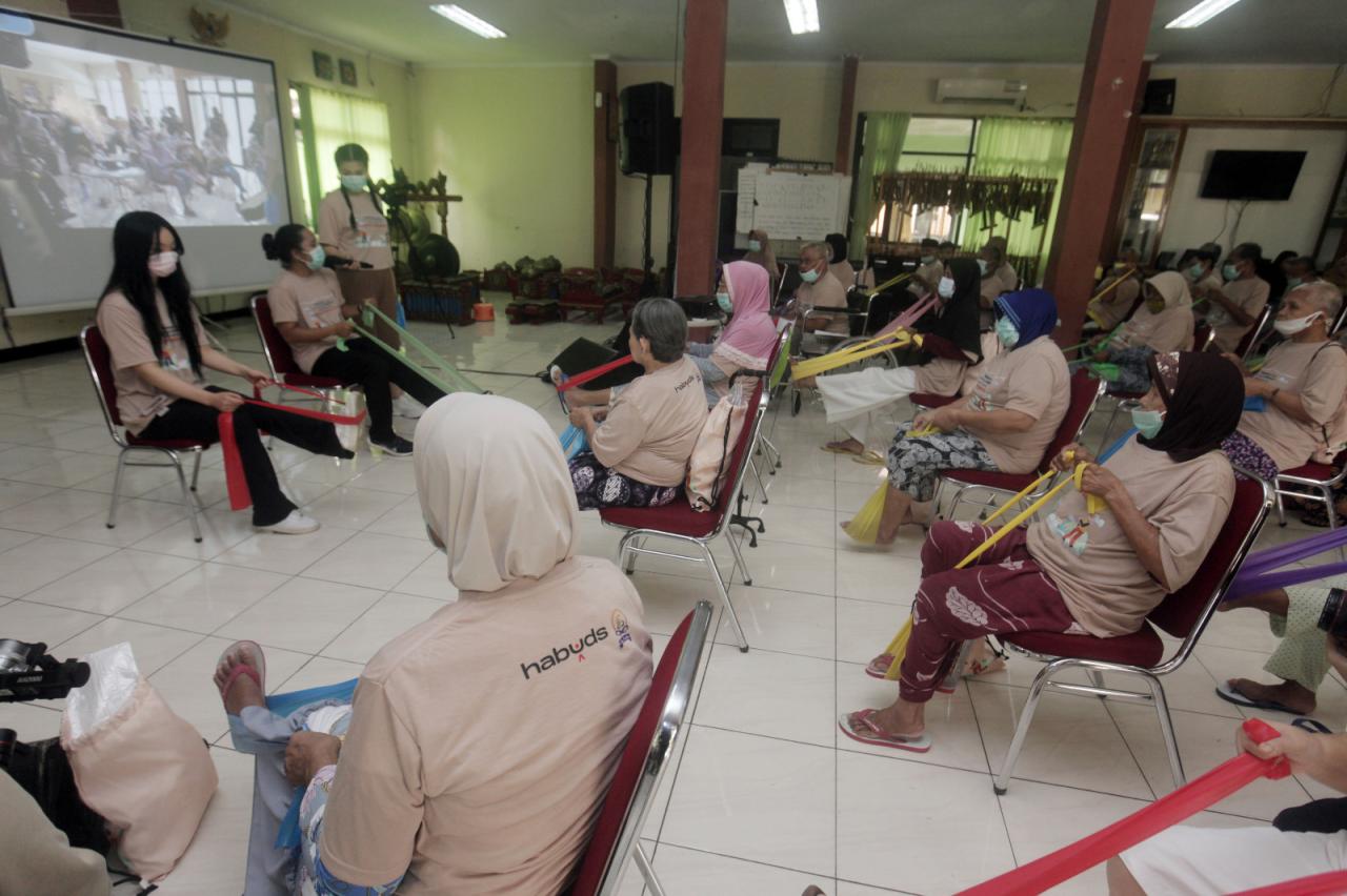 Kampanyekan Hidup Sehat,...