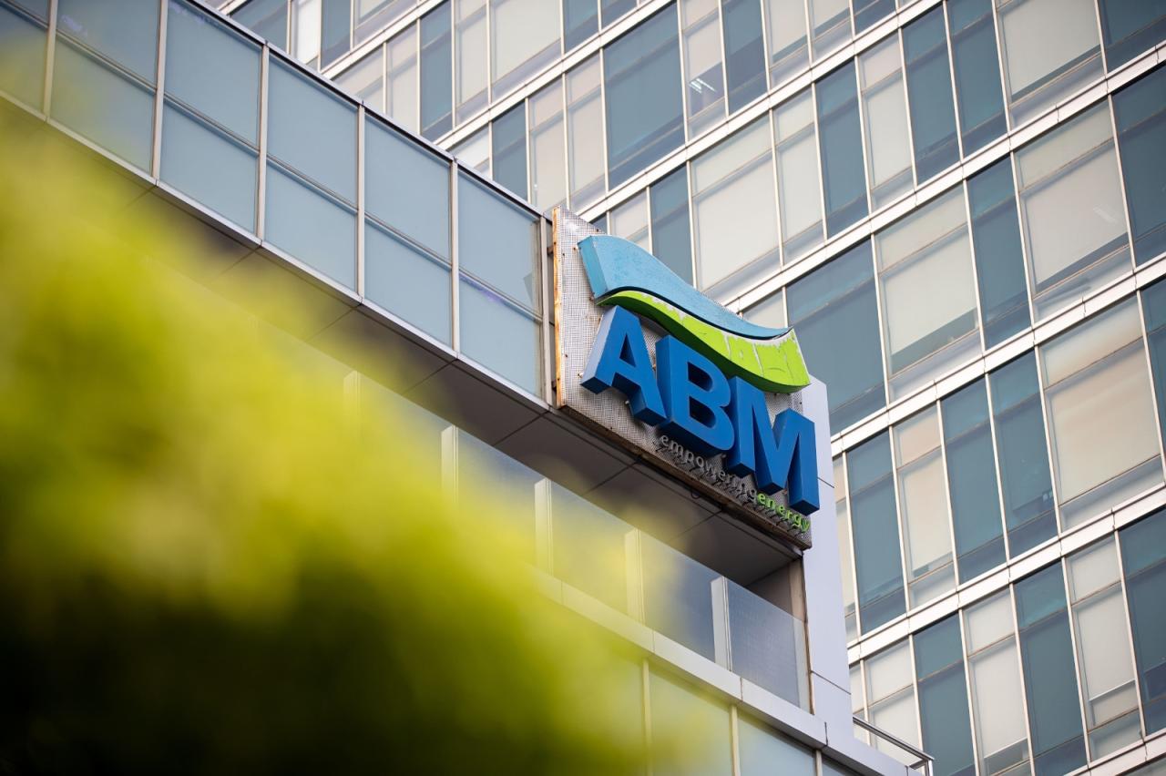 ABM Investama Raih Peringkat...
