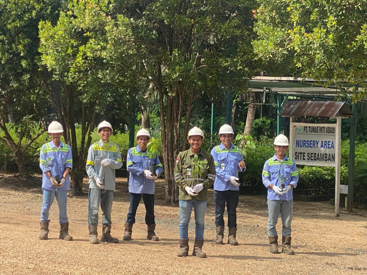 ABM Investama Raih Peringkat...