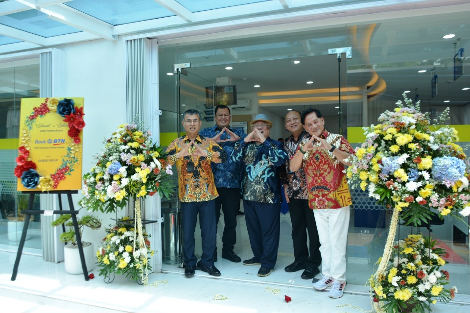 Buka Kantor Cabang Baru,...