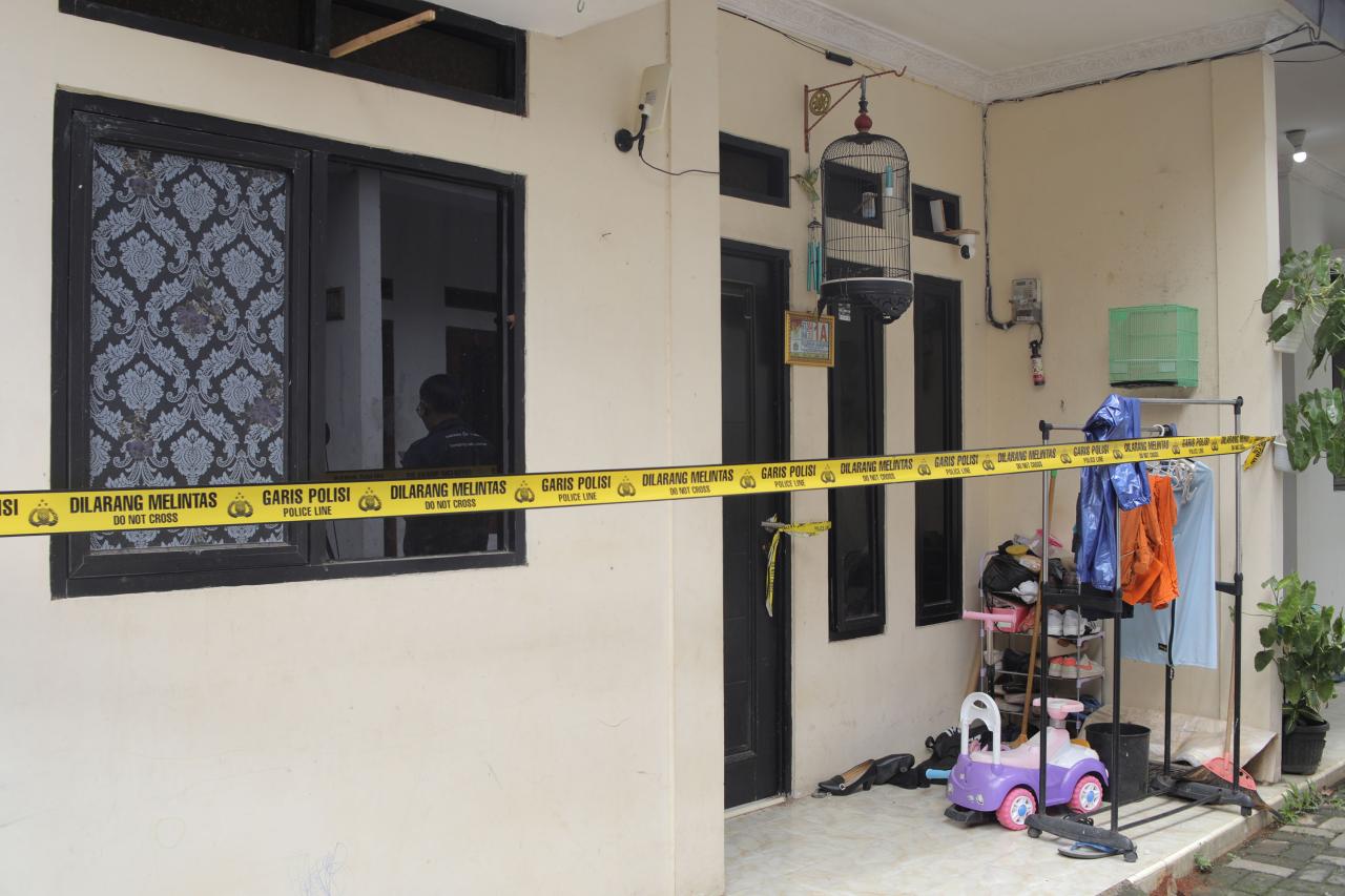 Garis Polisi Terpasang...