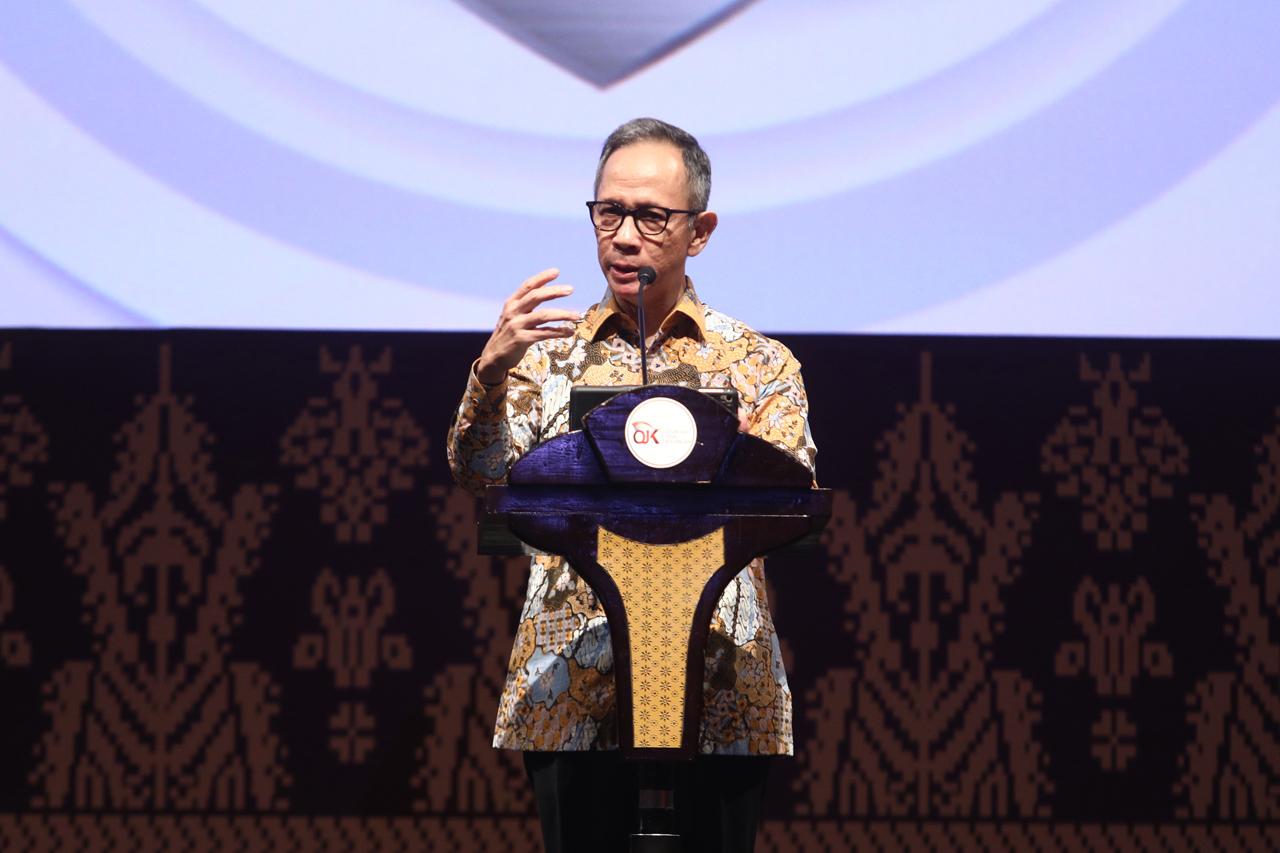 OJK Luncurkan Peta Jalan...