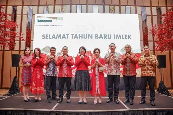 Memasuki Tahun Naga,...
