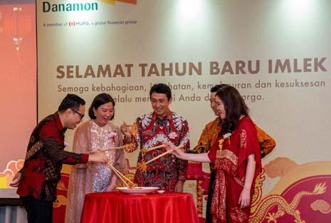 Memasuki Tahun Naga,...