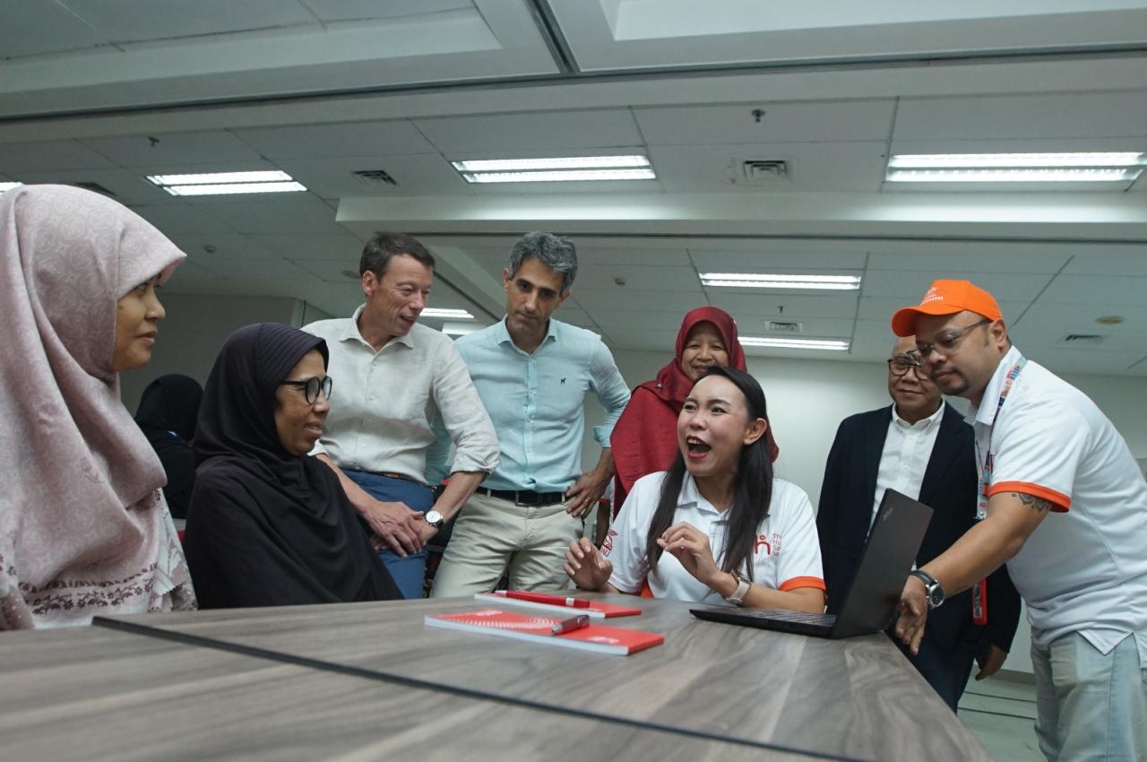 Perkuat Dampak Sosial,...