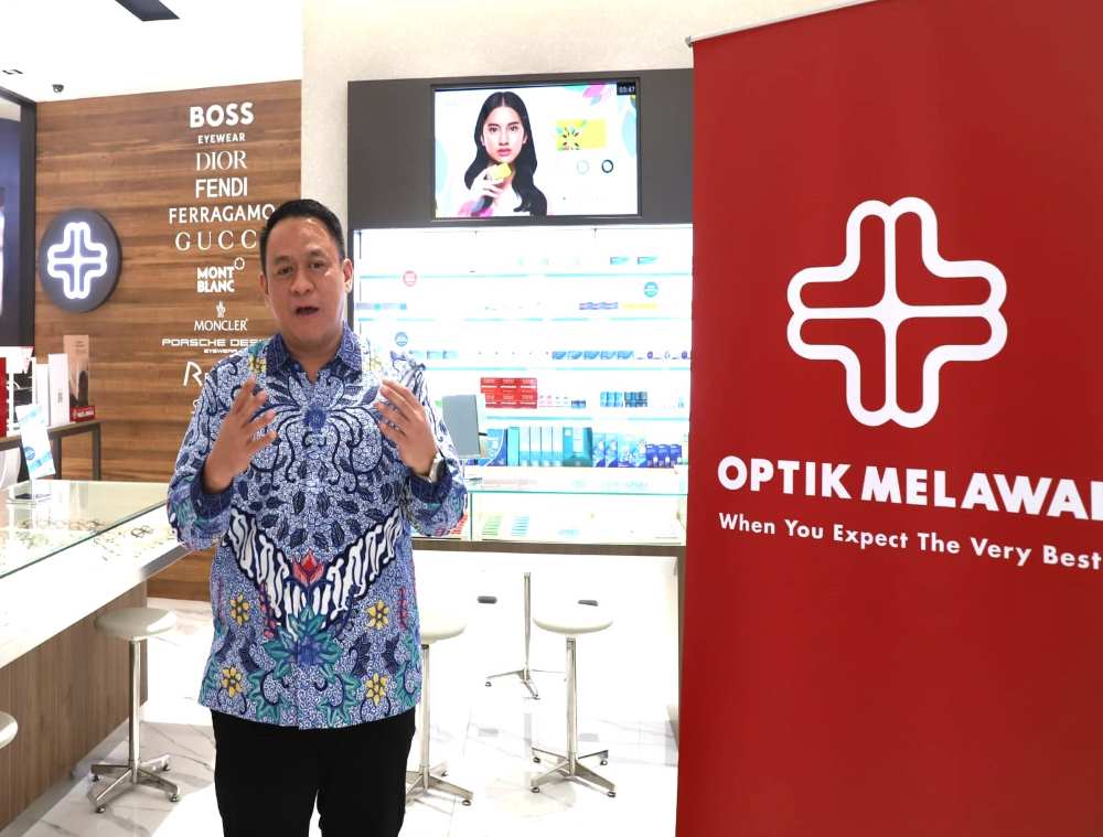 Optik Melawai Gandeng...