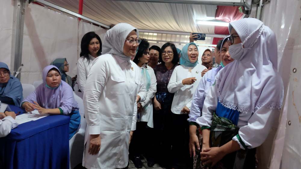 Peduli Kesehatan Tenaga...