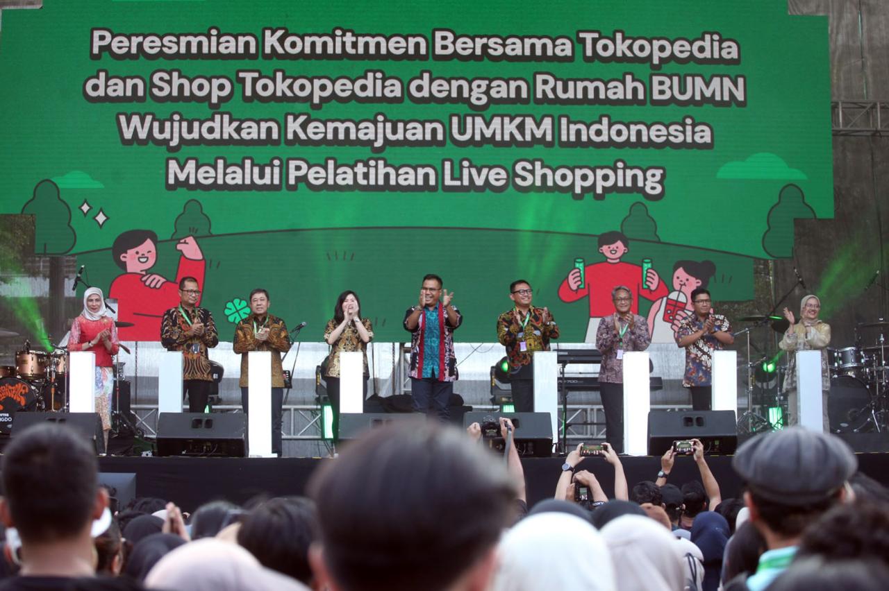 Perkuat UMKM Lokal untuk...