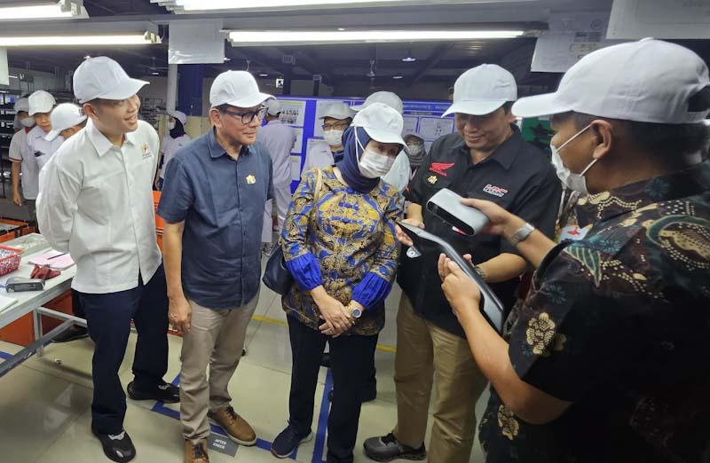 Astra Bersama Kementerian...