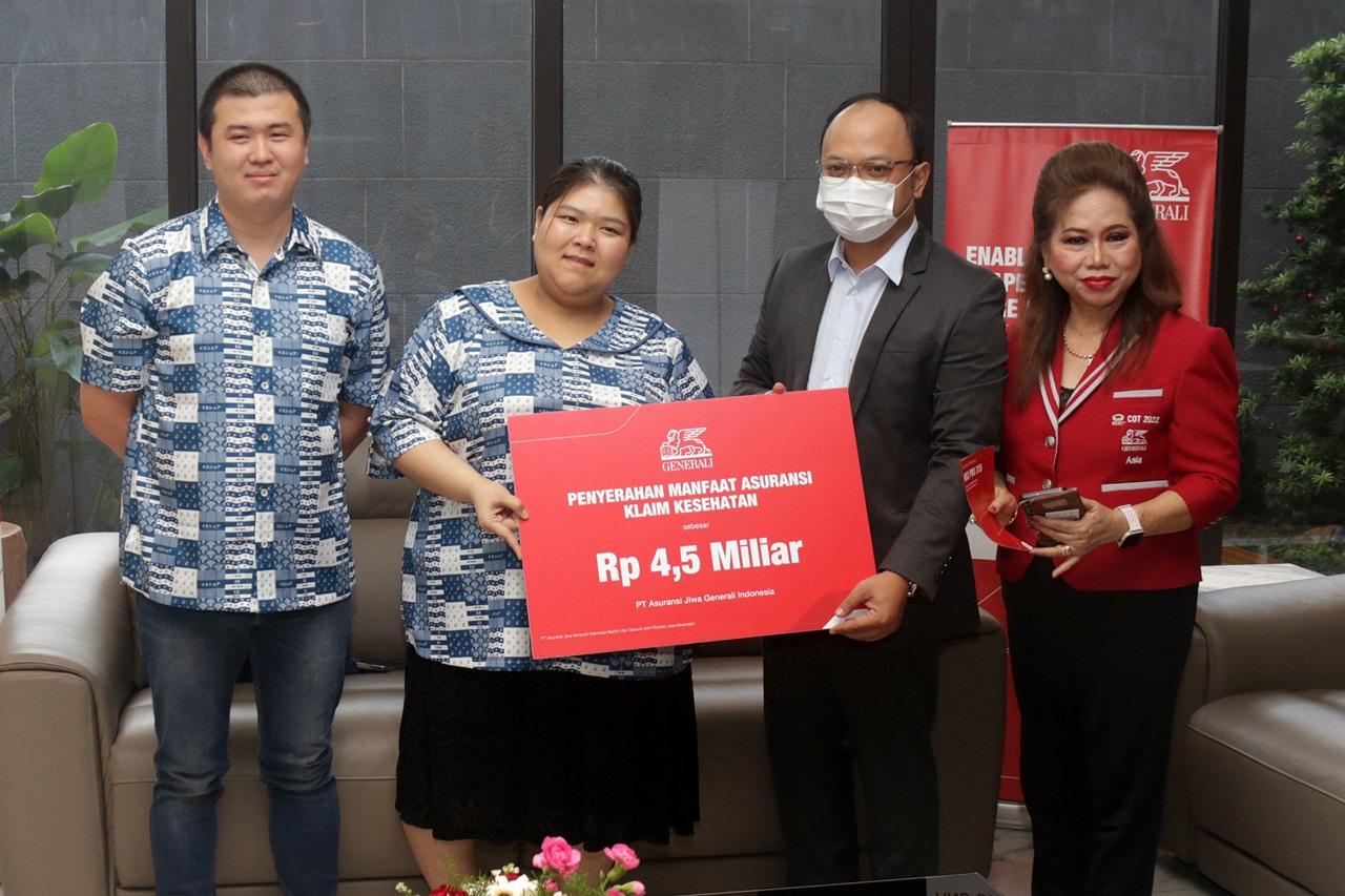 Pembayaran Klaim Nasabah...