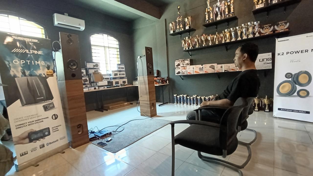 Penuhi Kebutuhan Penggemar...