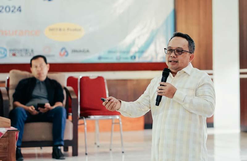 BTN Serahkan Bantuan...