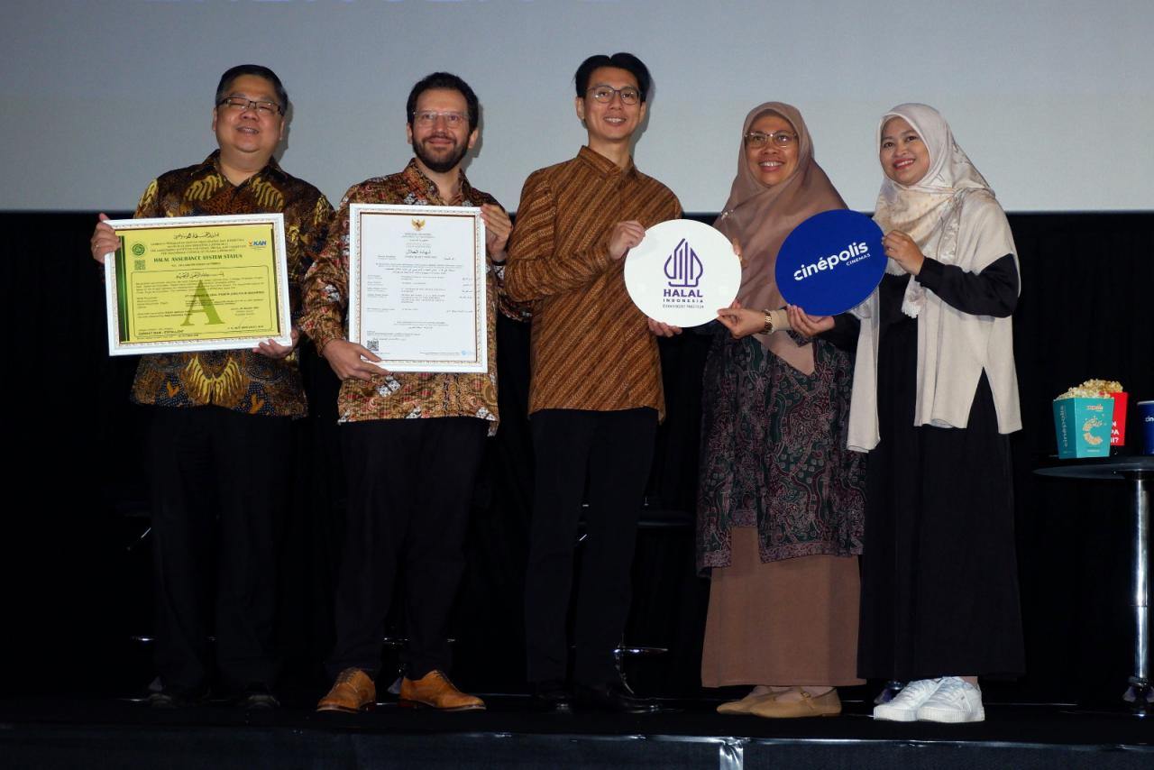 Cinépolis Resmi Menjadi...