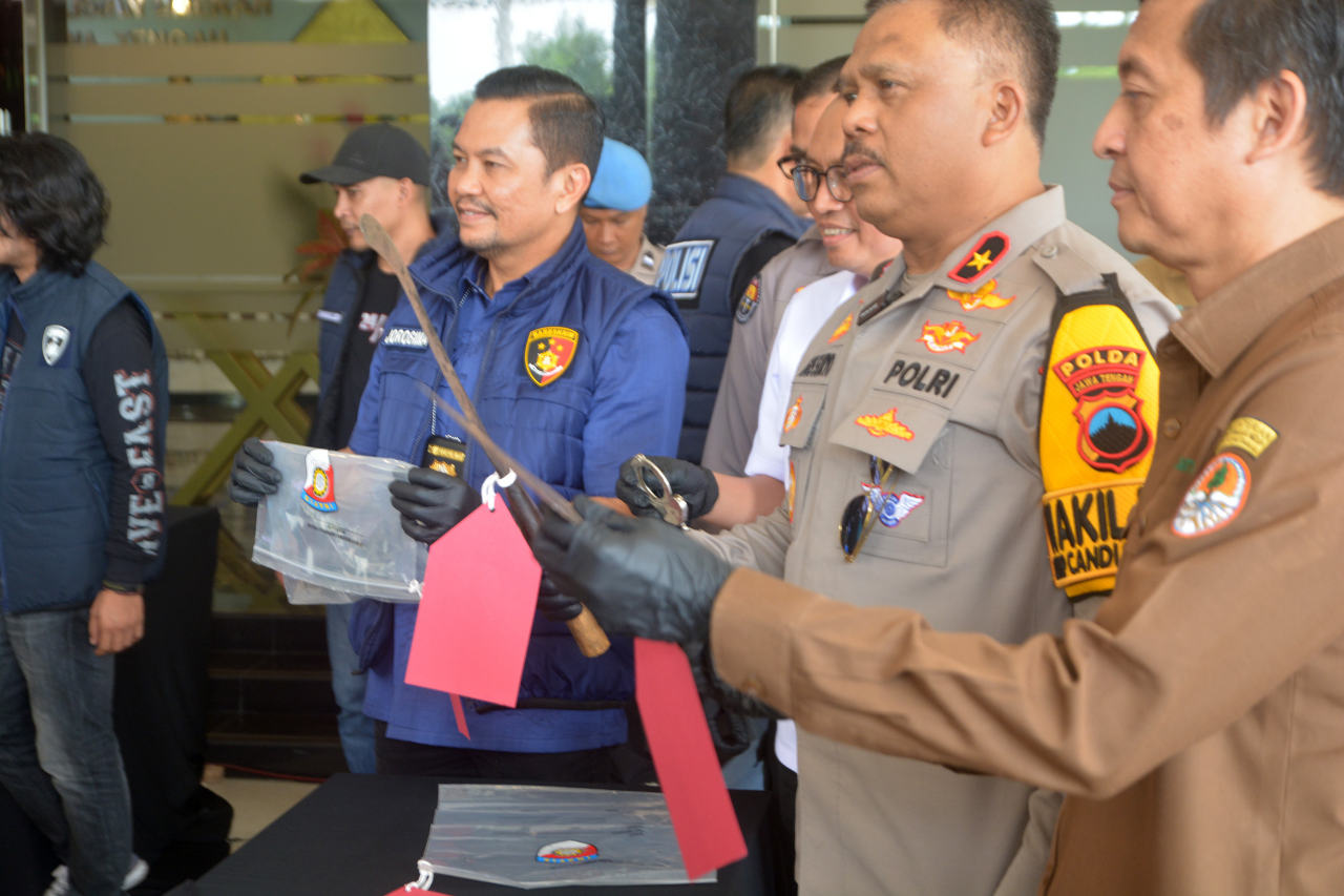 Polda Jateng Bekuk 5...