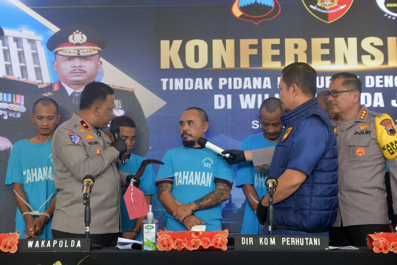 Polda Jateng Bekuk 5...