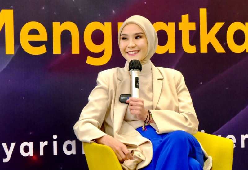 Rayakan Milad Pertama,...