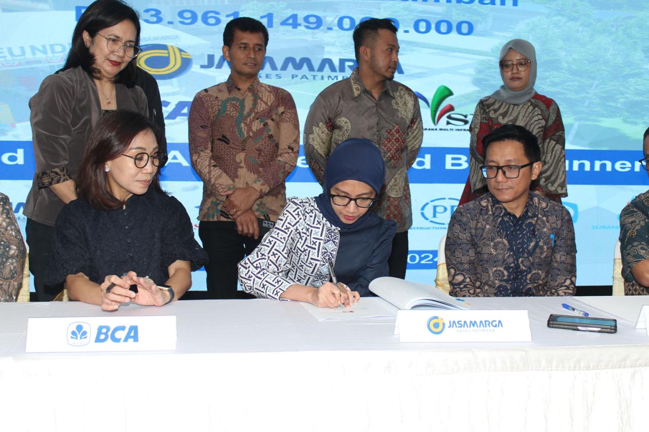 Komitmen Dukung Pembangunan...