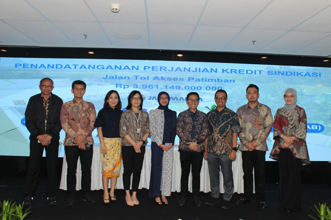 Komitmen Dukung Pembangunan...