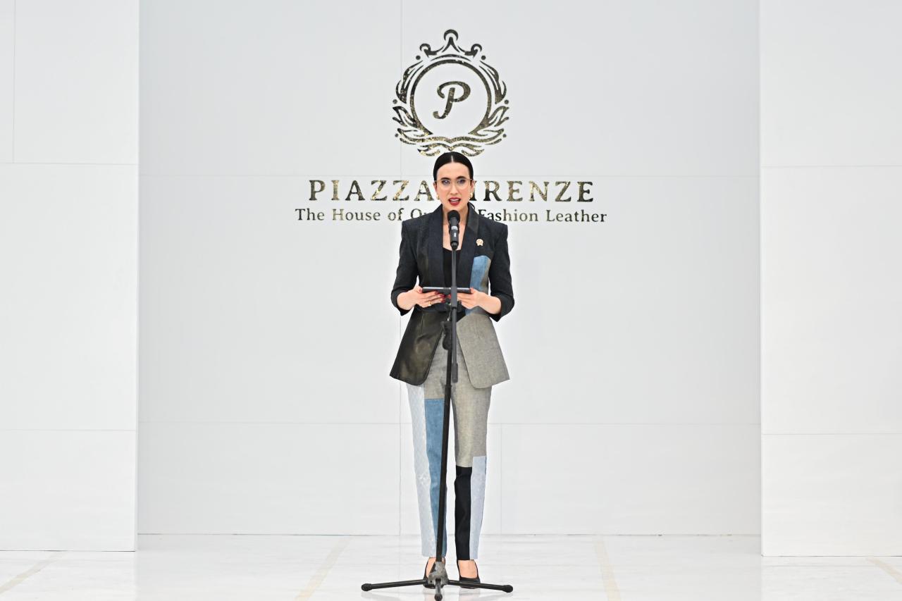 Pembukaan Piazza Firenze,...