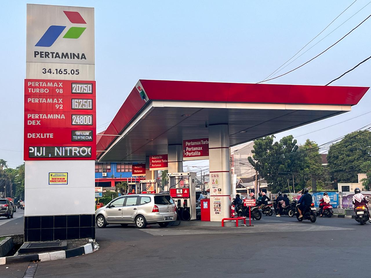 Harga Pertamax Naik...