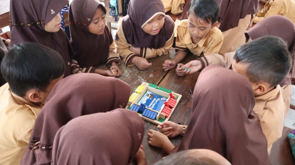 OREO Berbagi Seru Hadirkan...