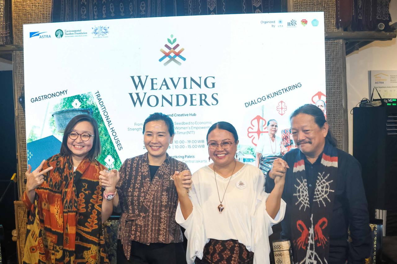 Pameran Weaving Wonders...