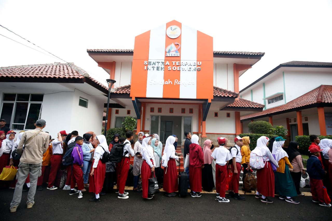 Menjemput Asa di Gerbang...