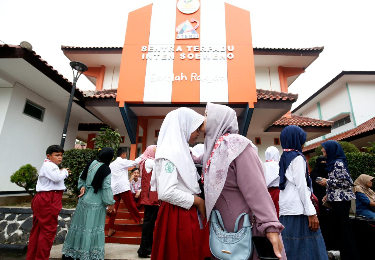 Menjemput Asa di Gerbang...