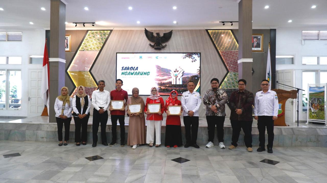 Sakola Ngawarung Dorong...