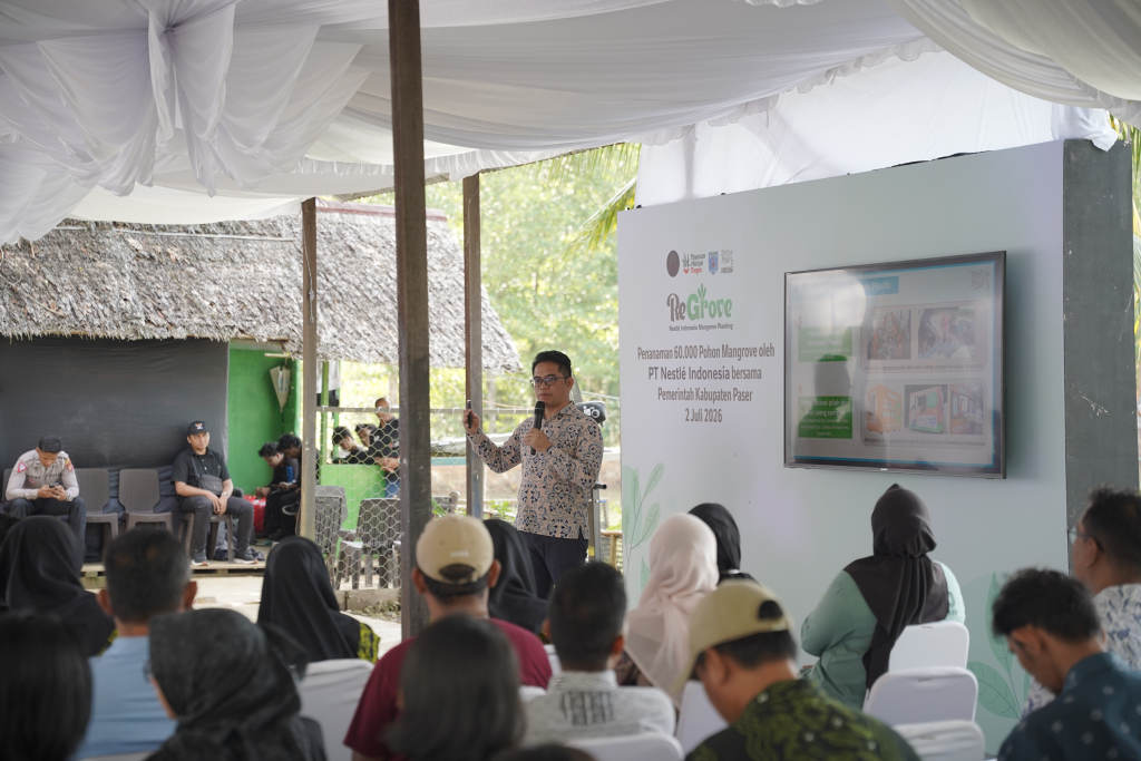 Tanam 60.000 Mangrove,...