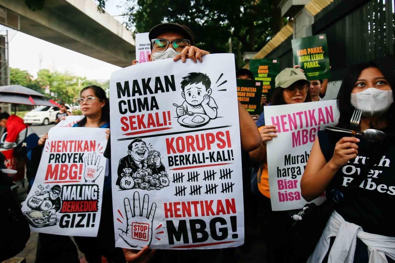 Aksi Usut Tuntas Korupsi...