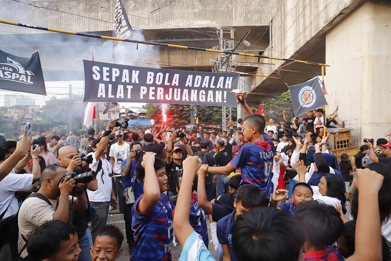 Semangat Anak-anak Warnai...