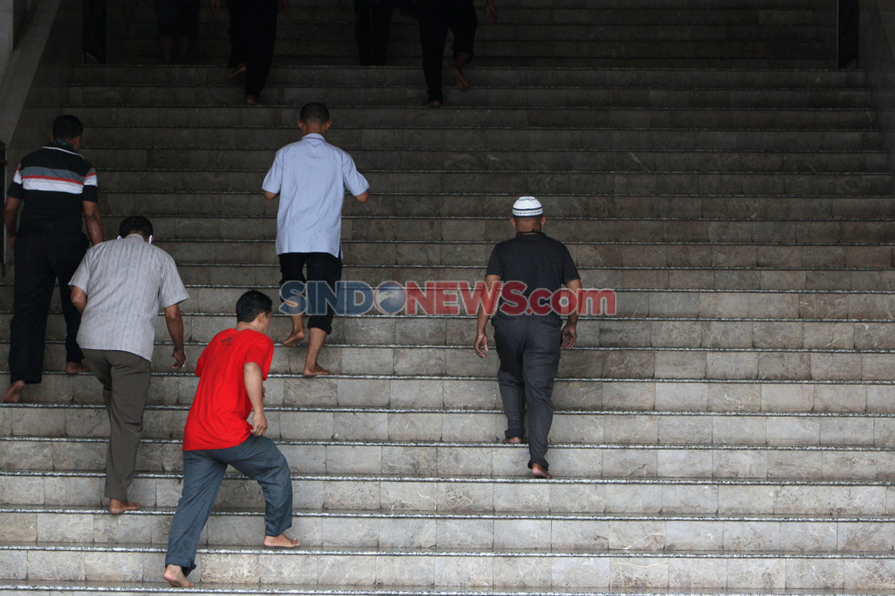 Jelang Penerapan New...