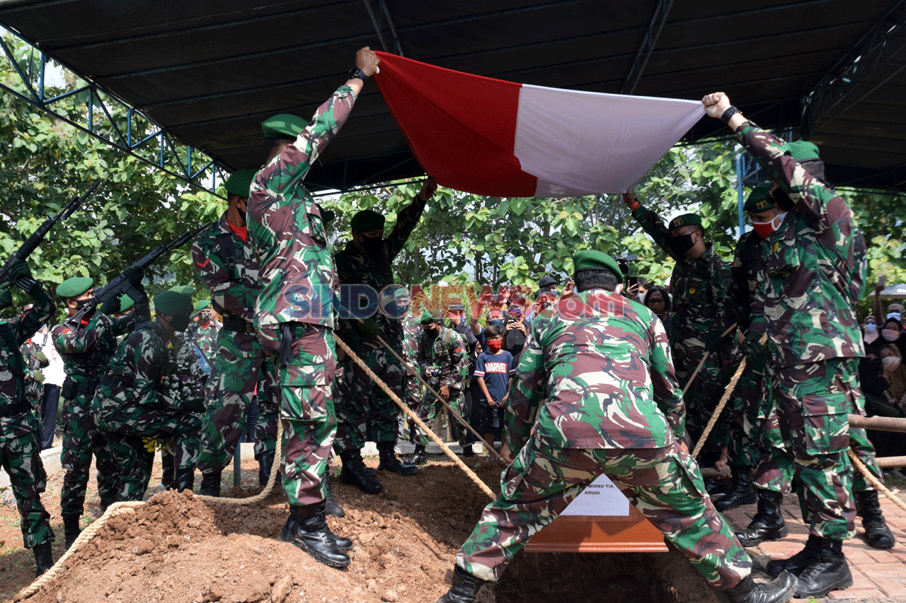 Korban Helikopter Jatuh...