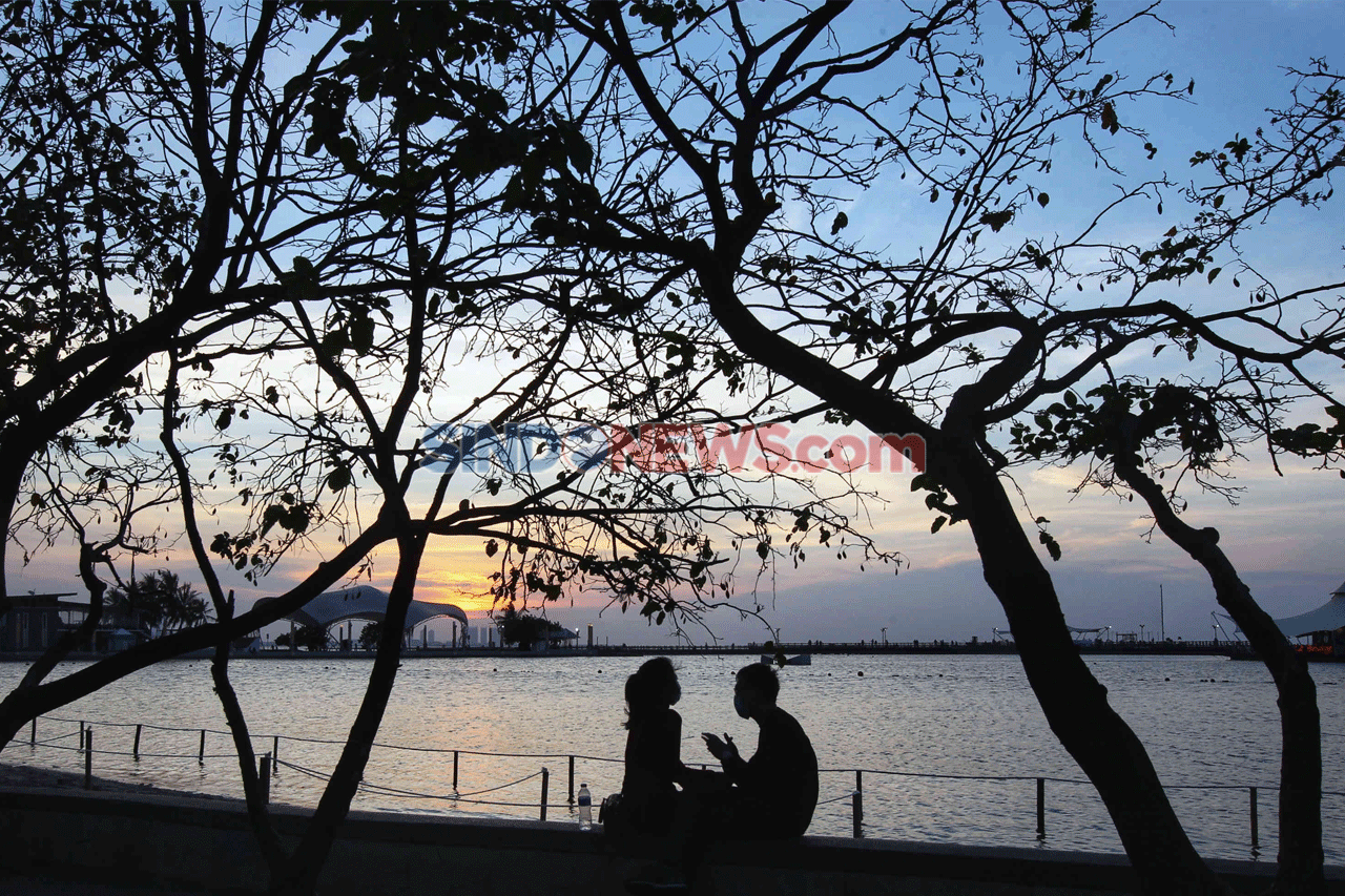 Menatap Senja di Utara...