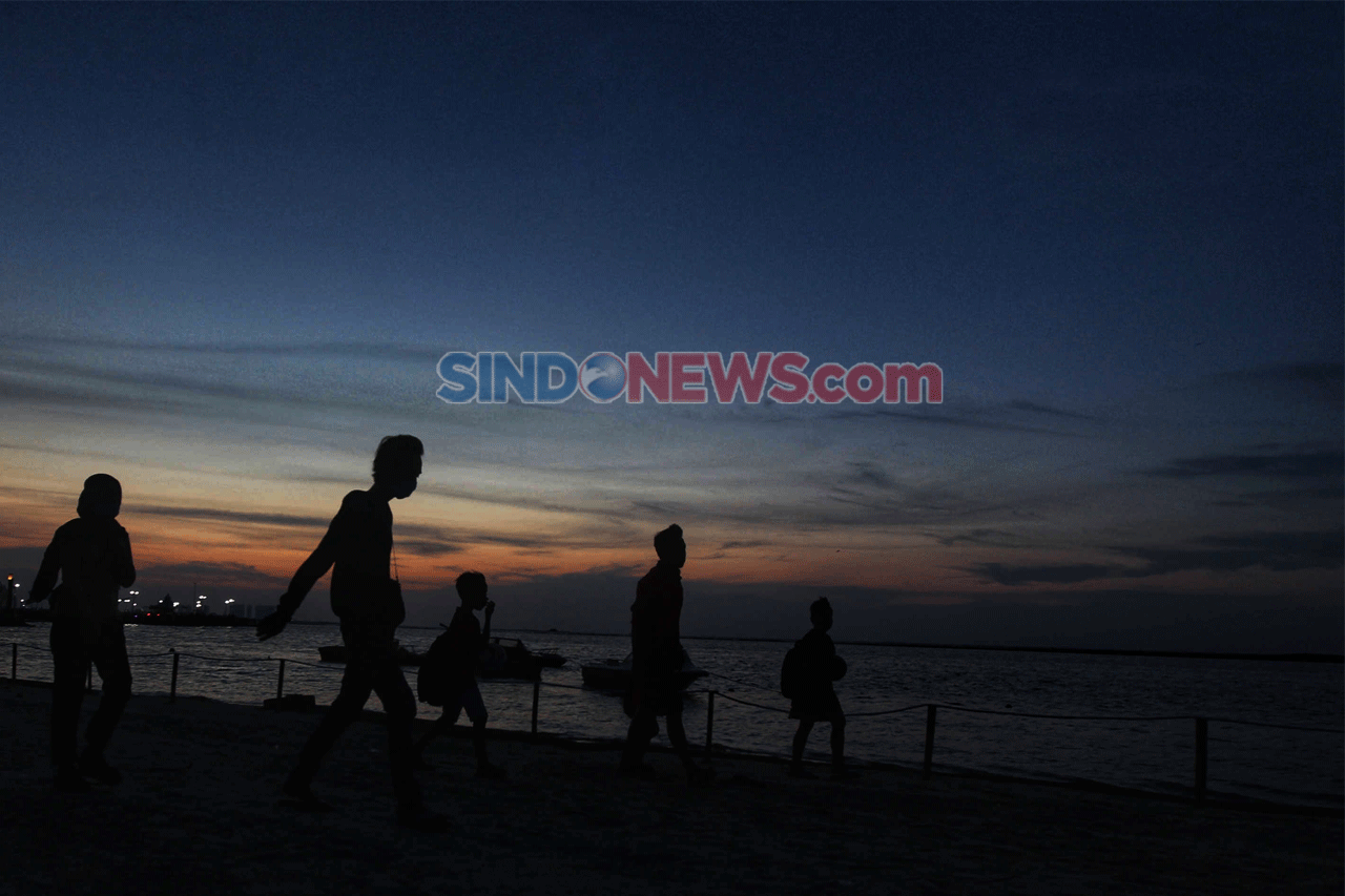 Menatap Senja di Utara...