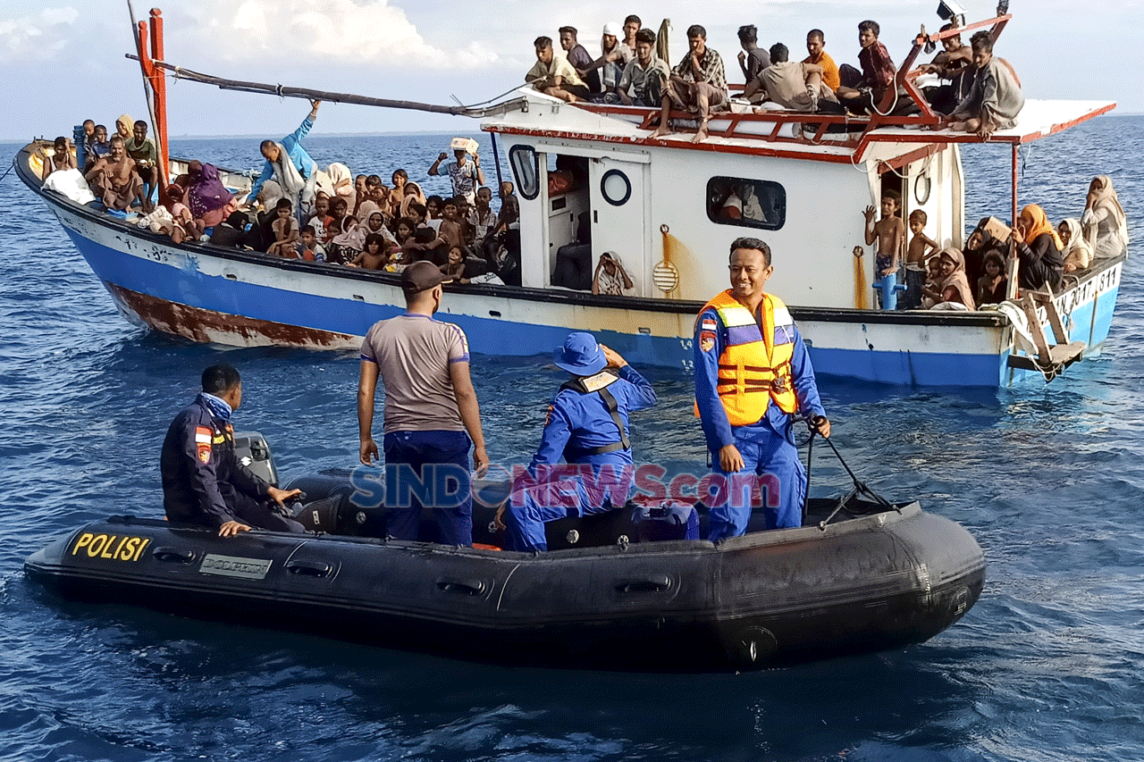 Pengungsi Rohingya Terdampar...