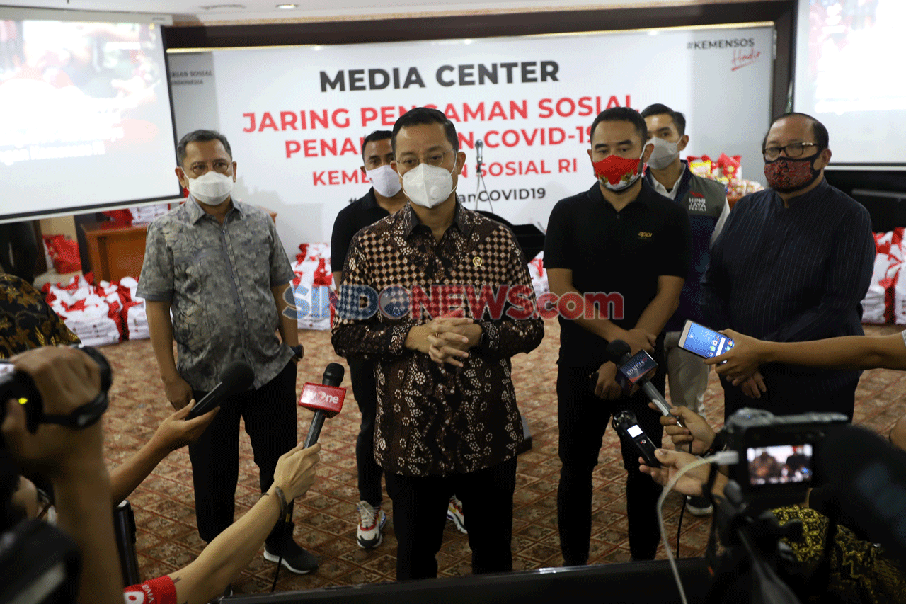 Keluarga dan Mantan...