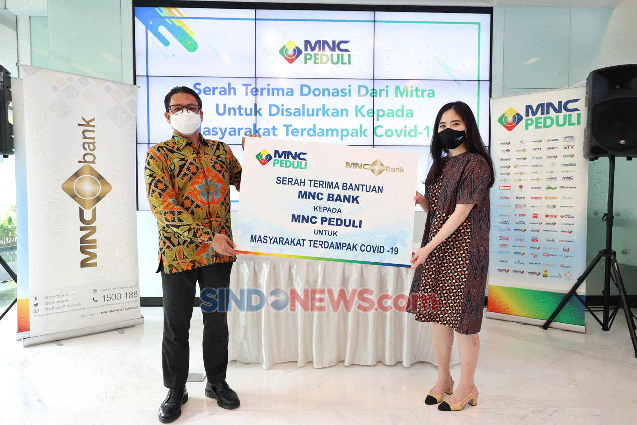 MNC Bank Serah Terimakan...