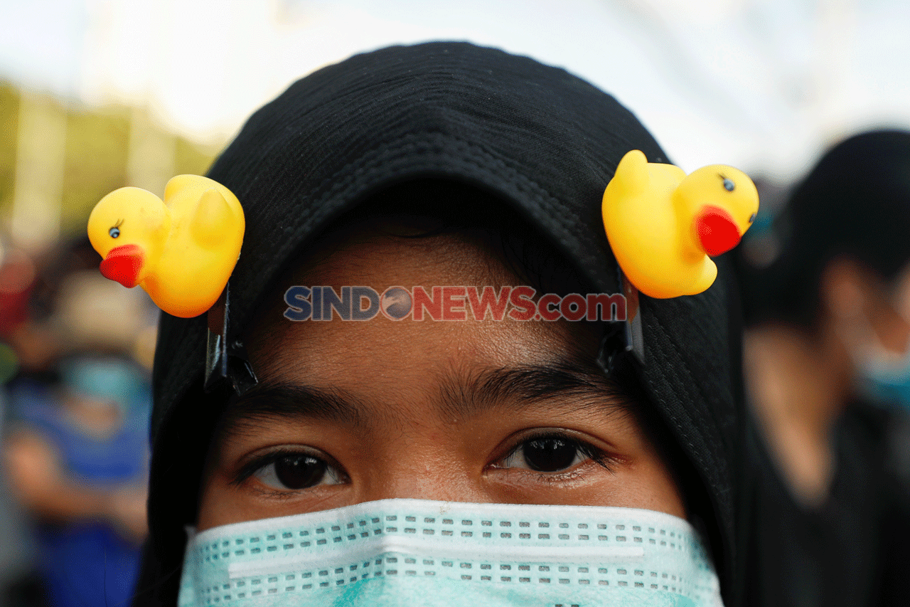 Unjuk Rasa Thailand...