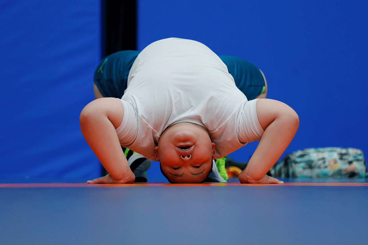 Juara Dunia Sumo Kyuta...