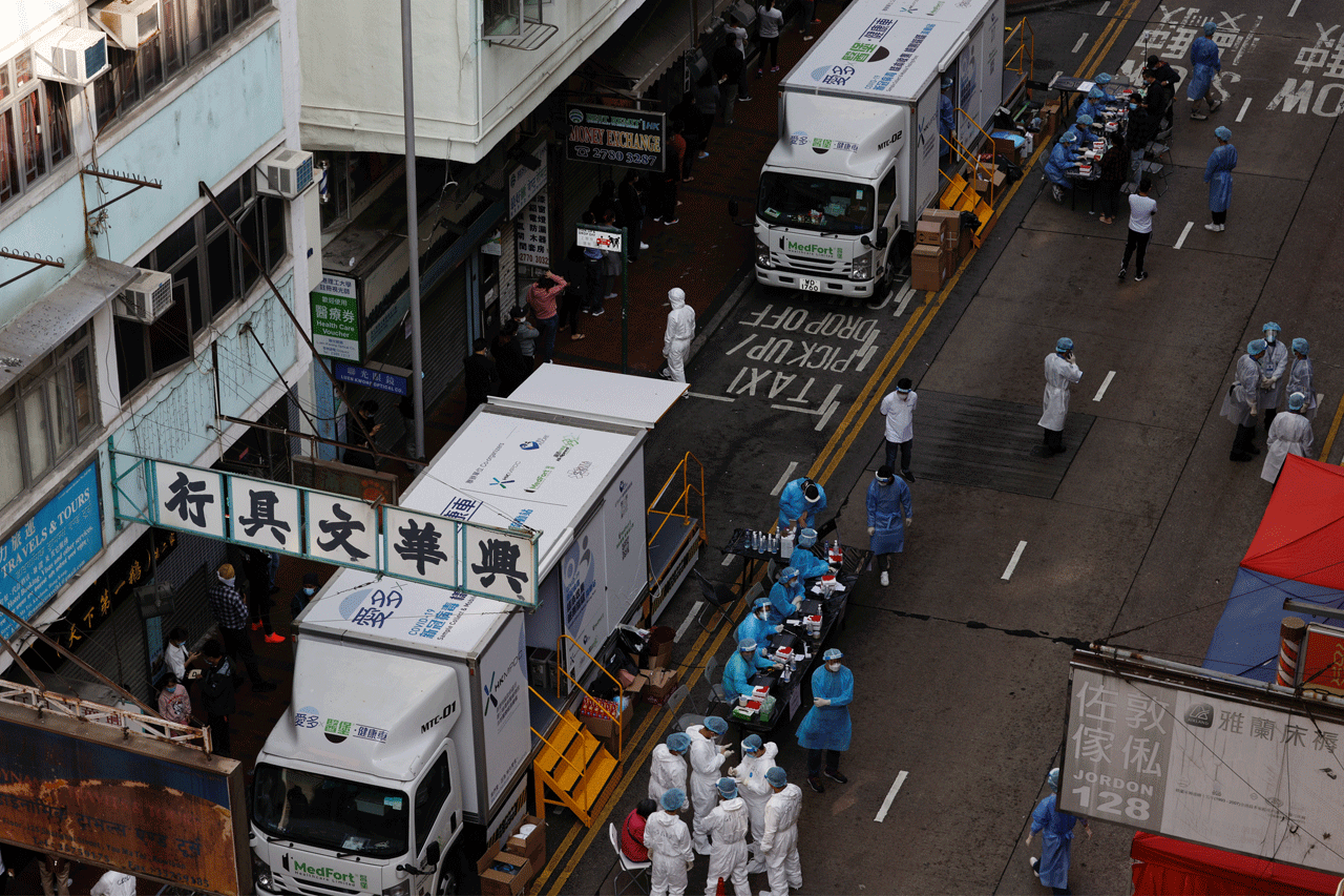 Hong Kong Terjunkan...