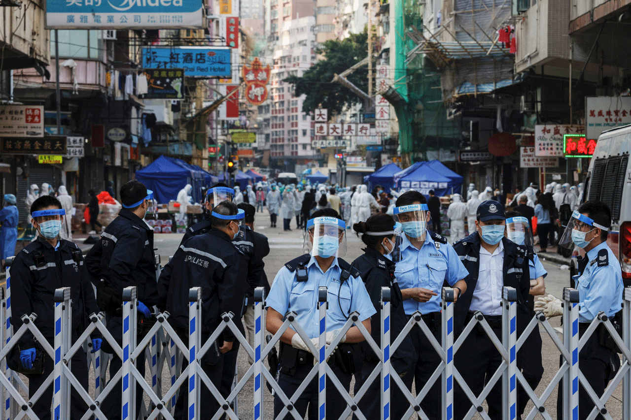 Hong Kong Terjunkan...