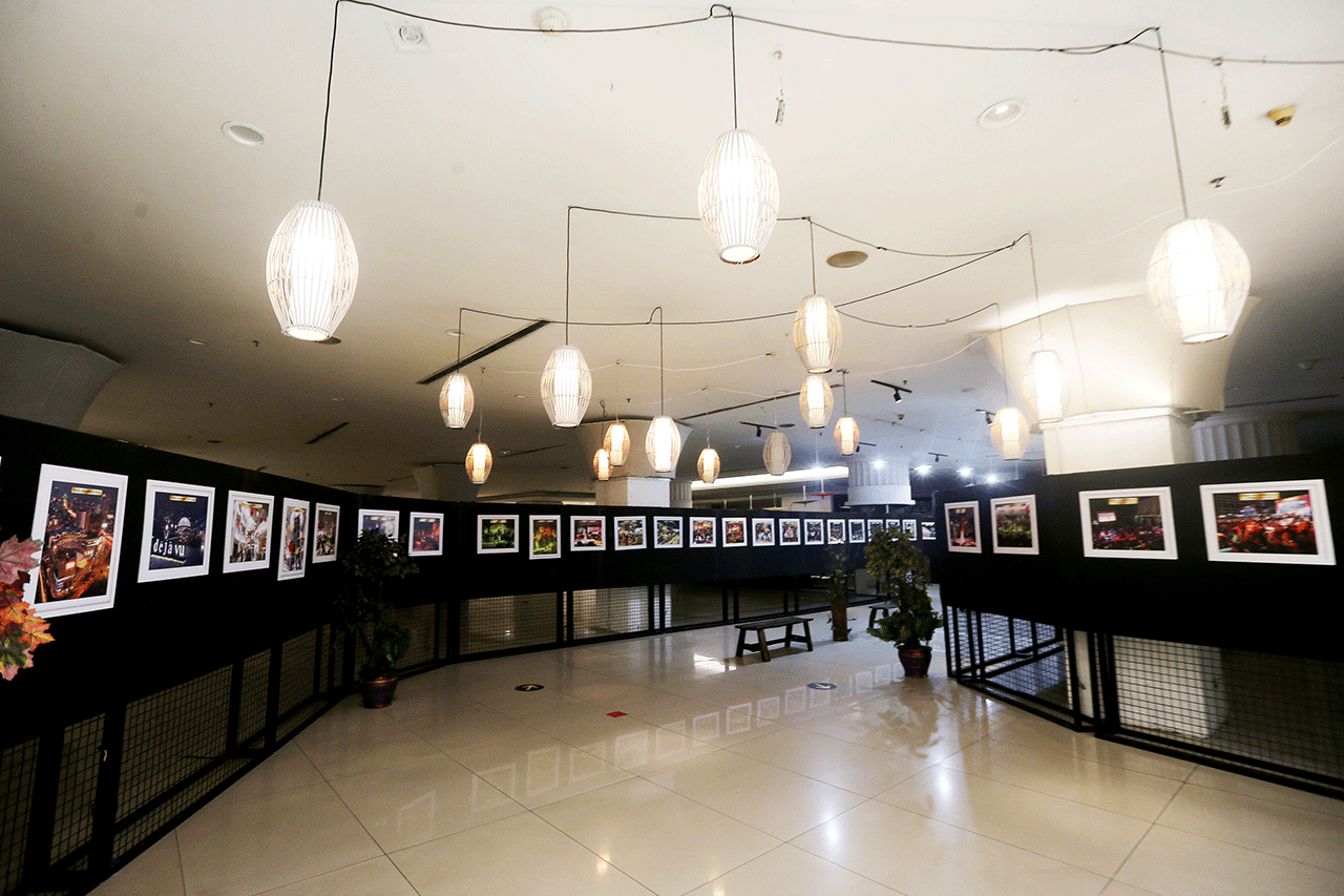 Foto Exhibition Meriahkan...