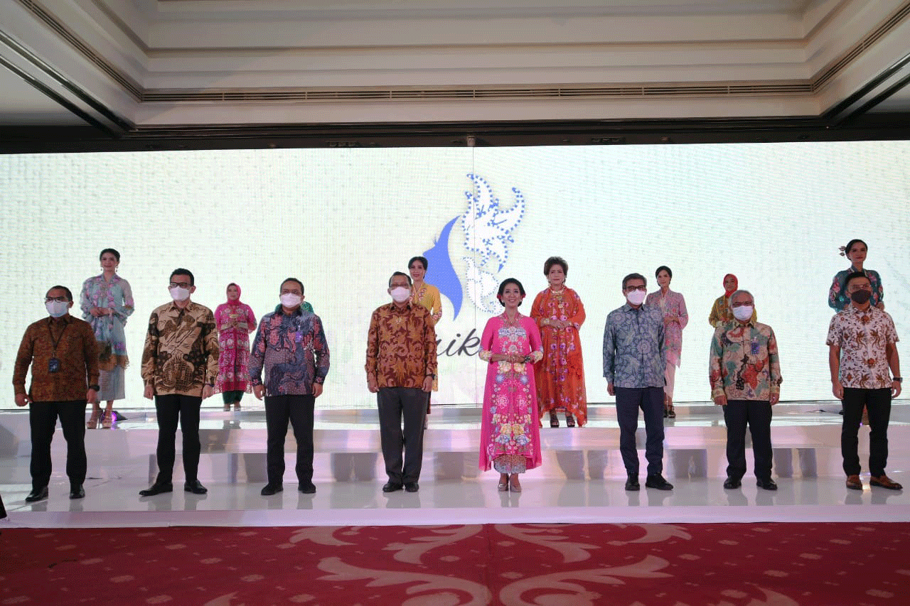 Peringatan Hari Kartini,...