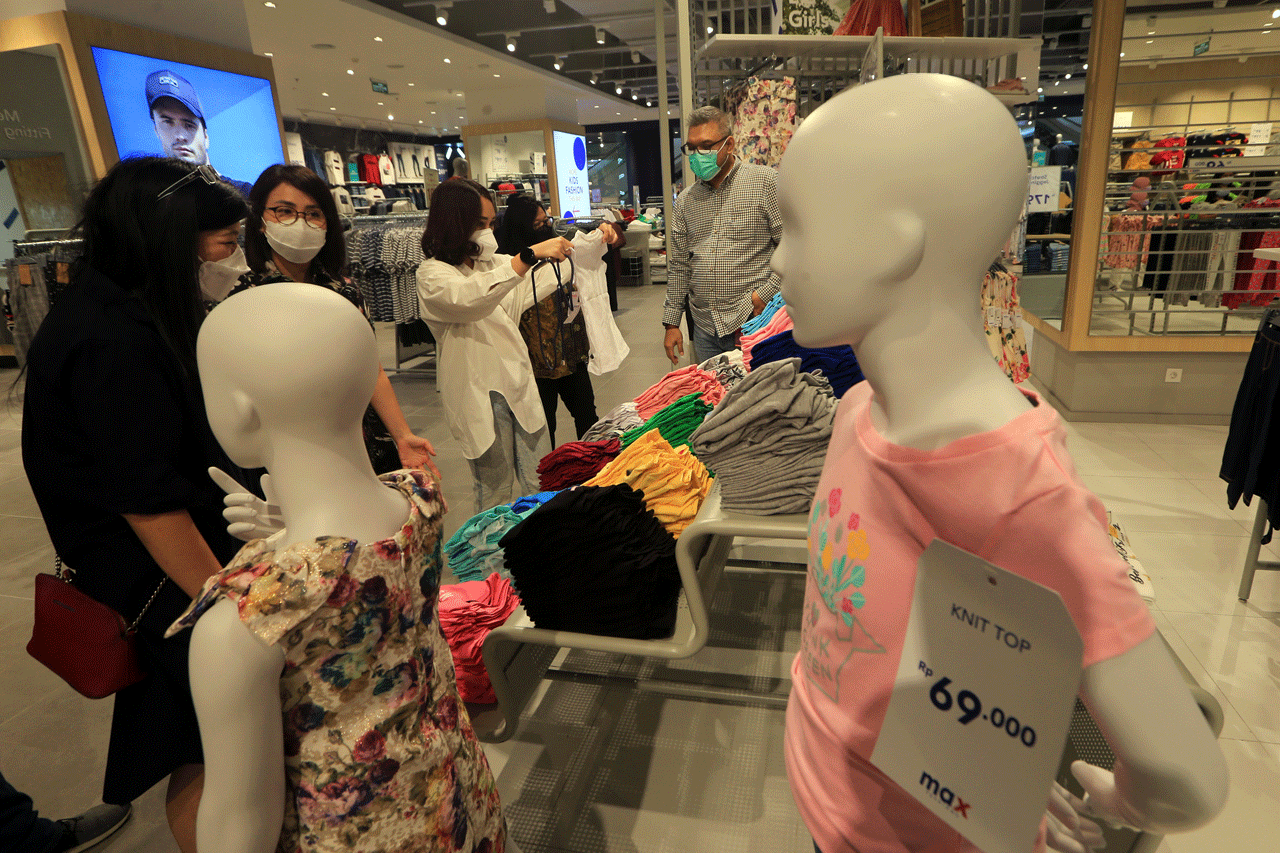 Gerai Max Fashions Kini...