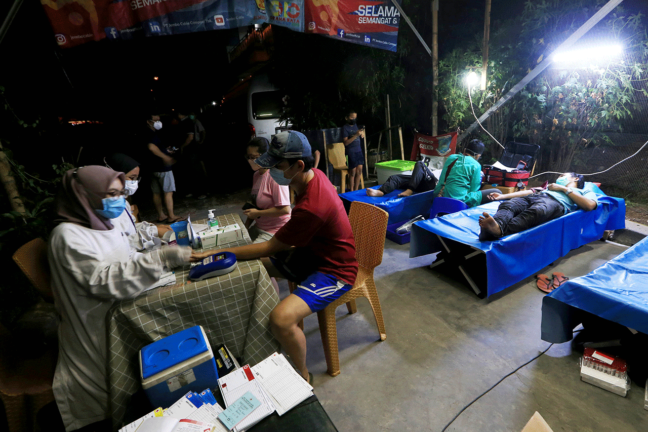 Donor Darah Warga Perumahan...