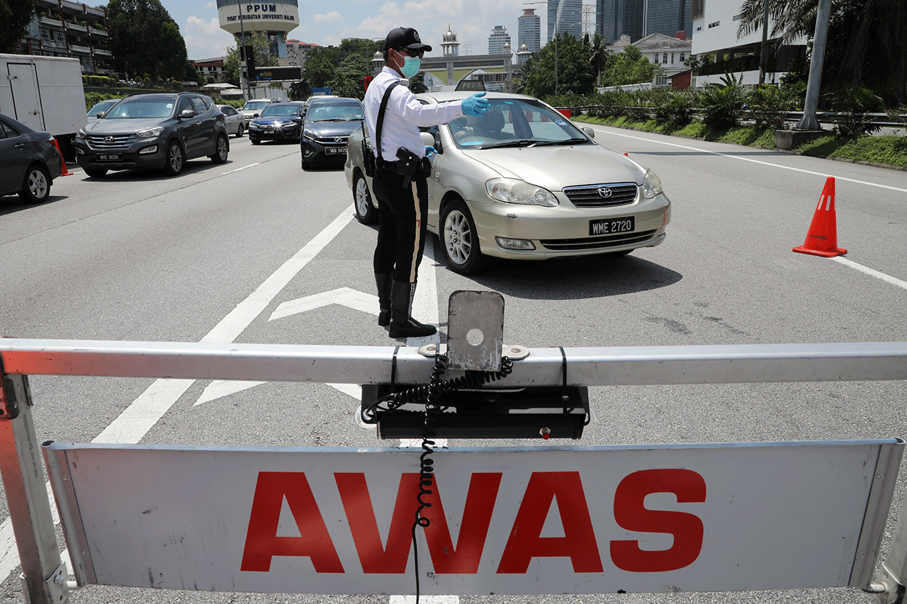 Malaysia Lockdown, Larang...